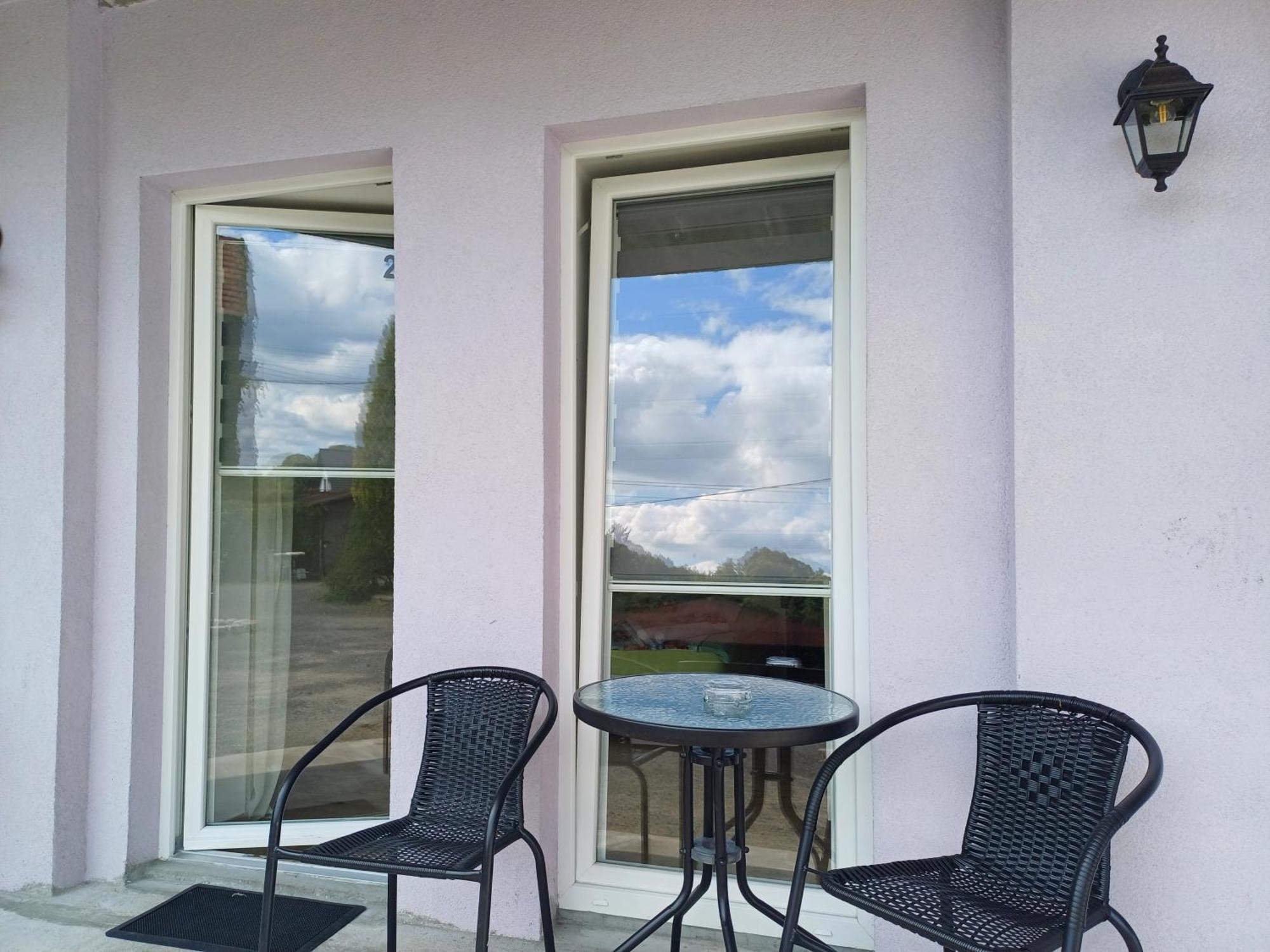 Gosciniec Solan Hotel Jeleniow Екстериор снимка